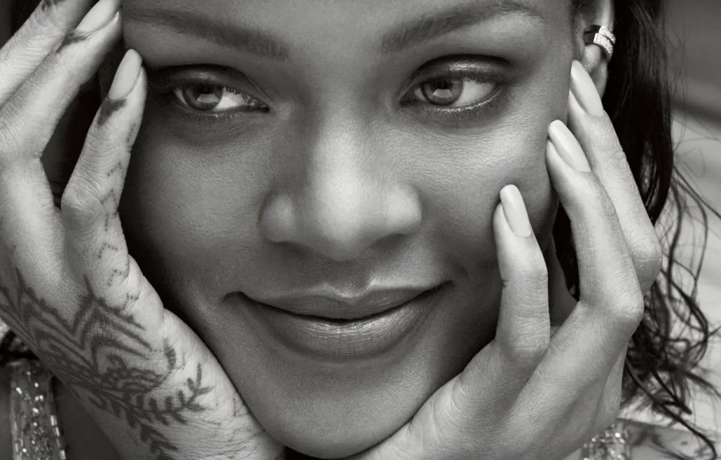 Rihanna singer no makeup